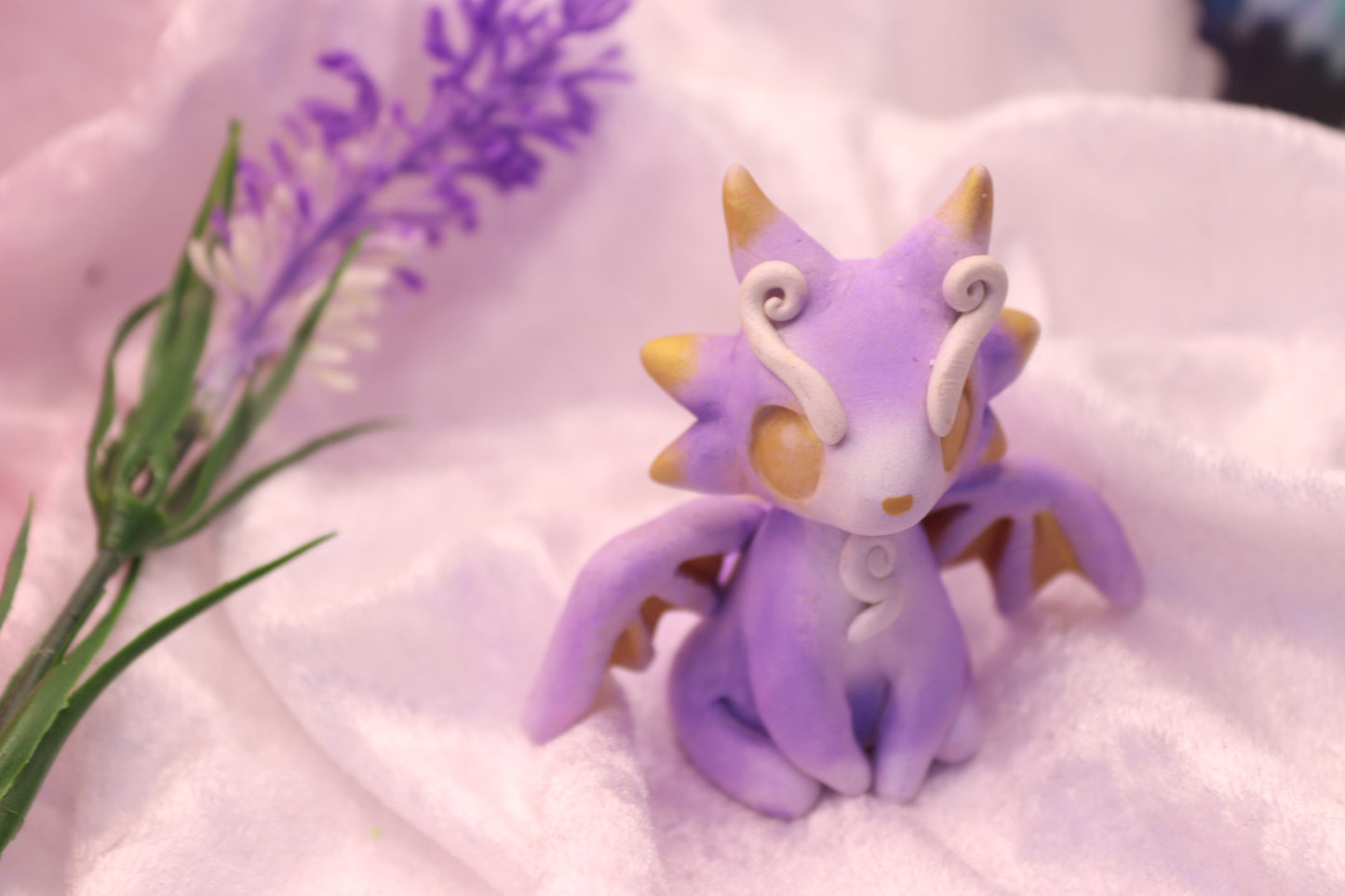 Little Dragon Companions - Medium Sculptures