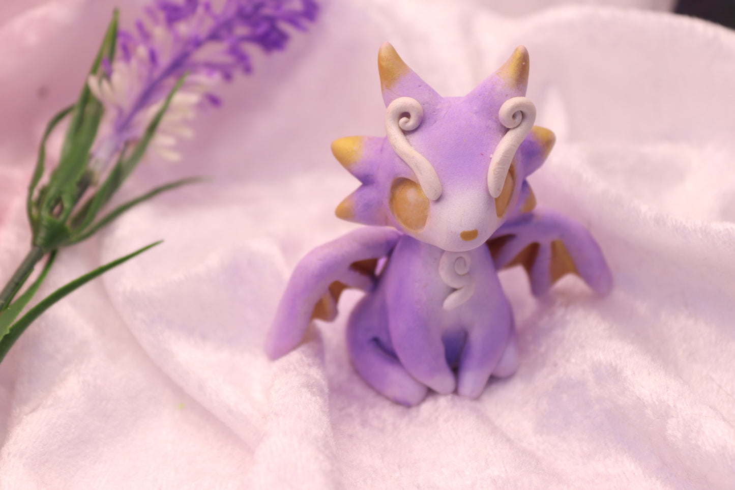 Little Dragon Companions - Medium Sculptures